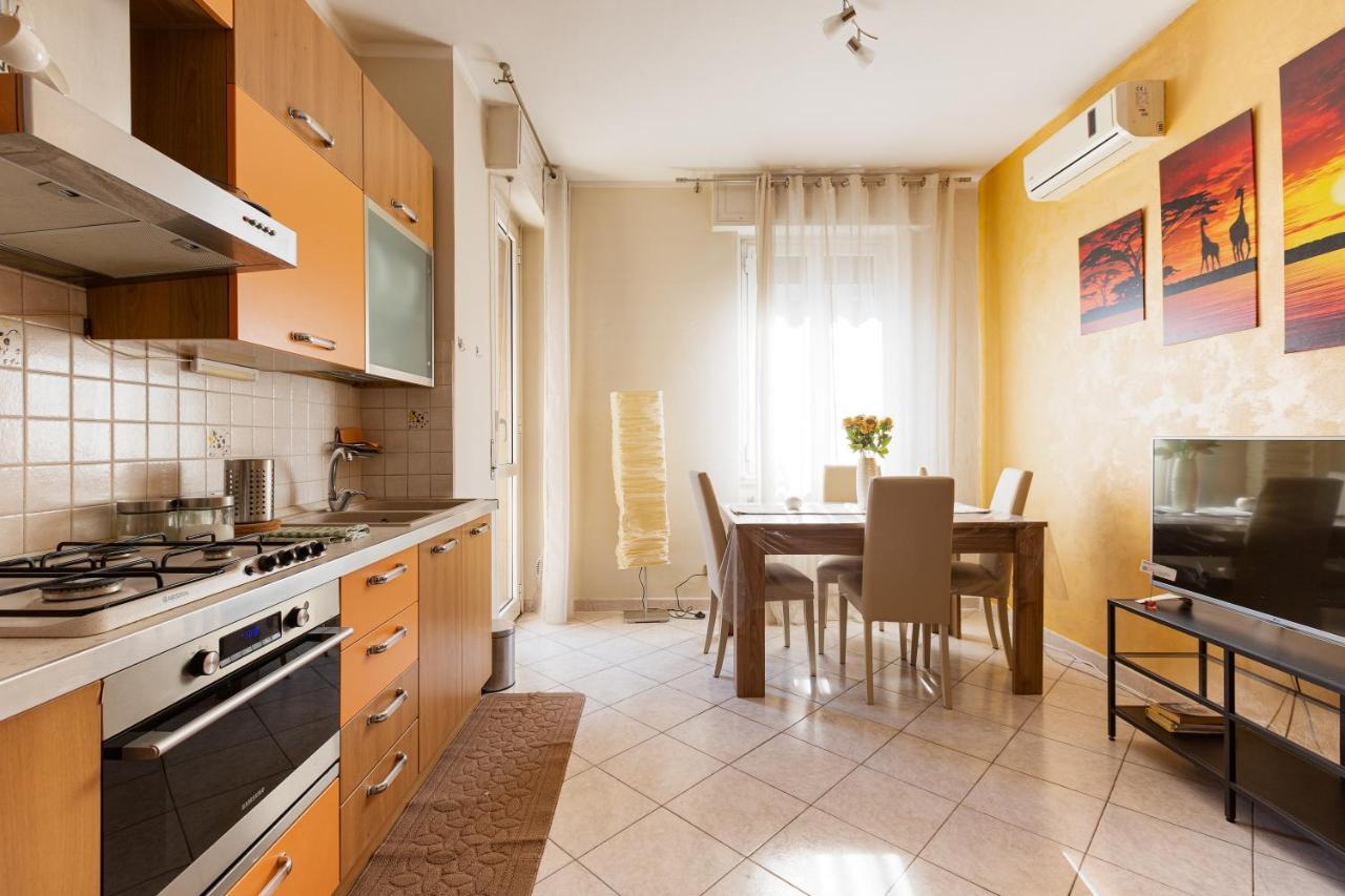 Udine M2 Balcony Apt Apartman Milánó Kültér fotó